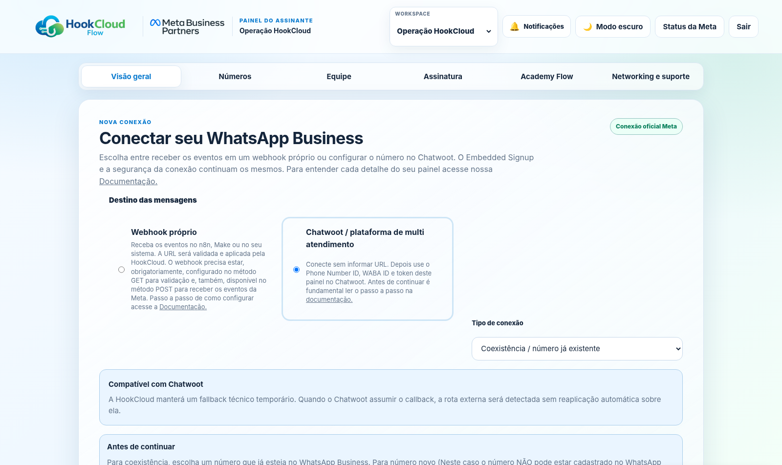 Tela real do HookCloud Flow com a opção Chatwoot selecionada antes do Embedded Signup